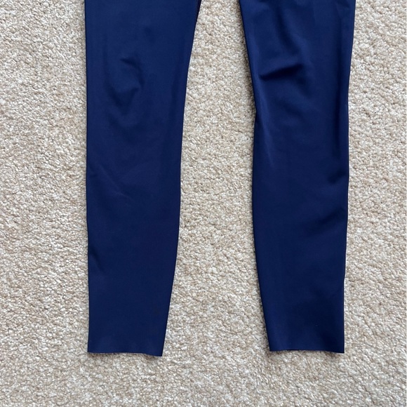Athleta Accelerate 7/8 Tight Blue Leggings Size XS - Picture 3 of 9